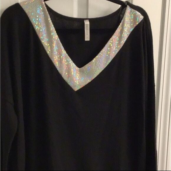 NWOT Emerald Sz L oversize sweater Sequin collar SWAG YOUR SWEATS - Picture 3 of 8